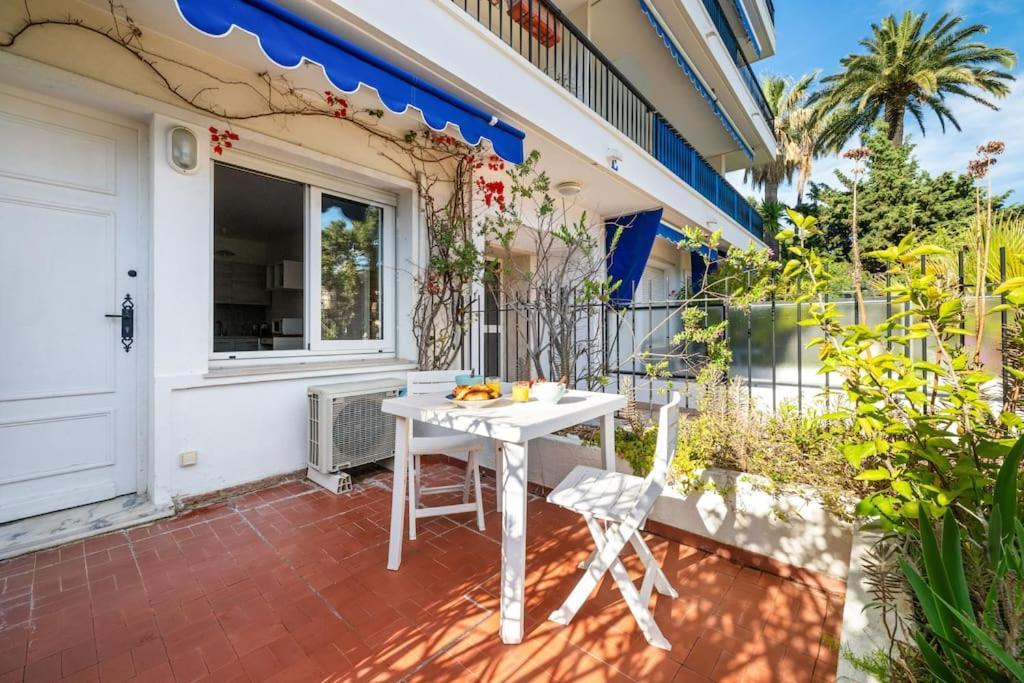 L'Oiseau Bleu - Terrasse - Parking Collectif - Climatisation Menton Bagian luar foto